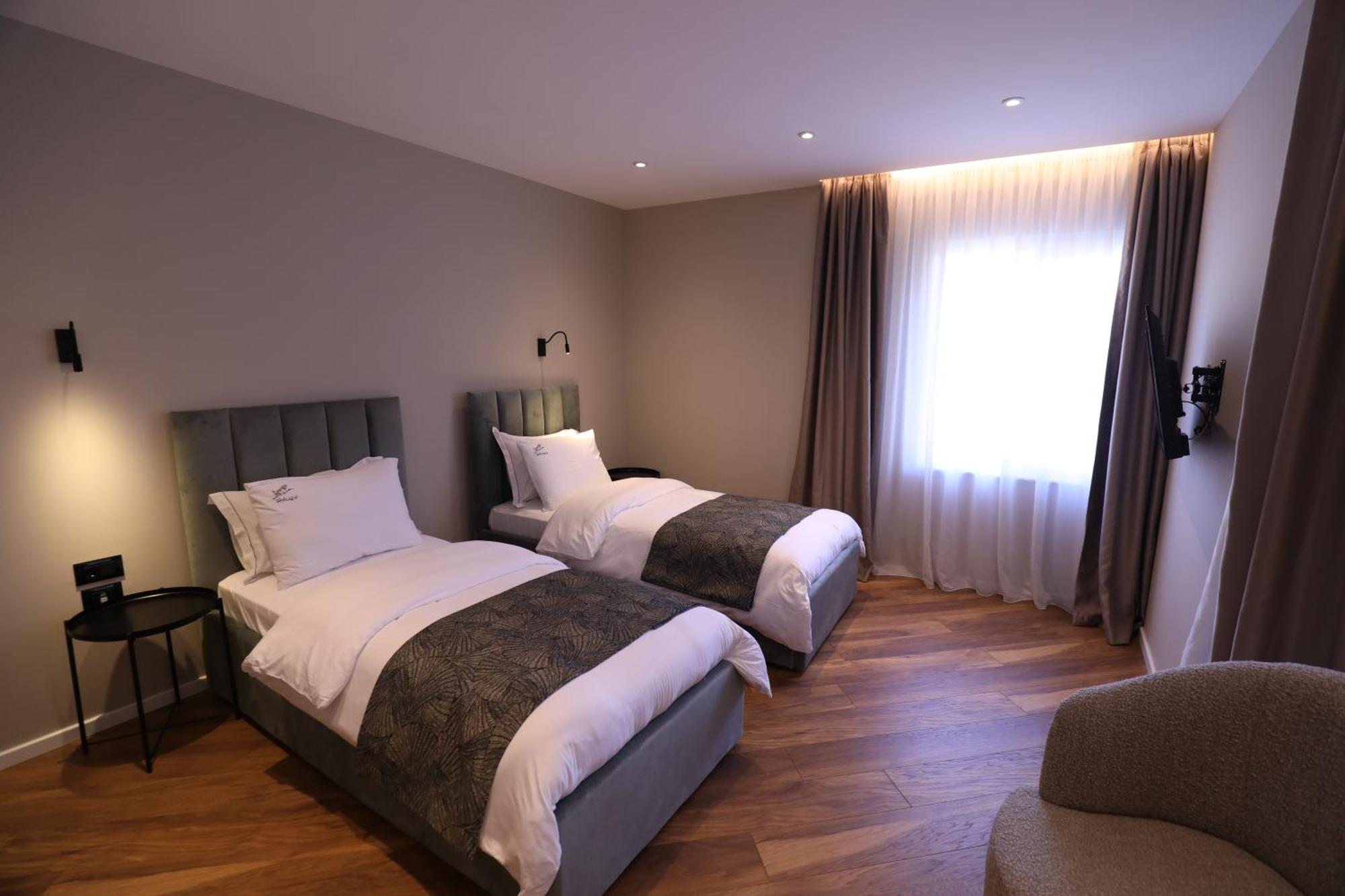 Tushemisht Dallga Suites מראה חיצוני תמונה